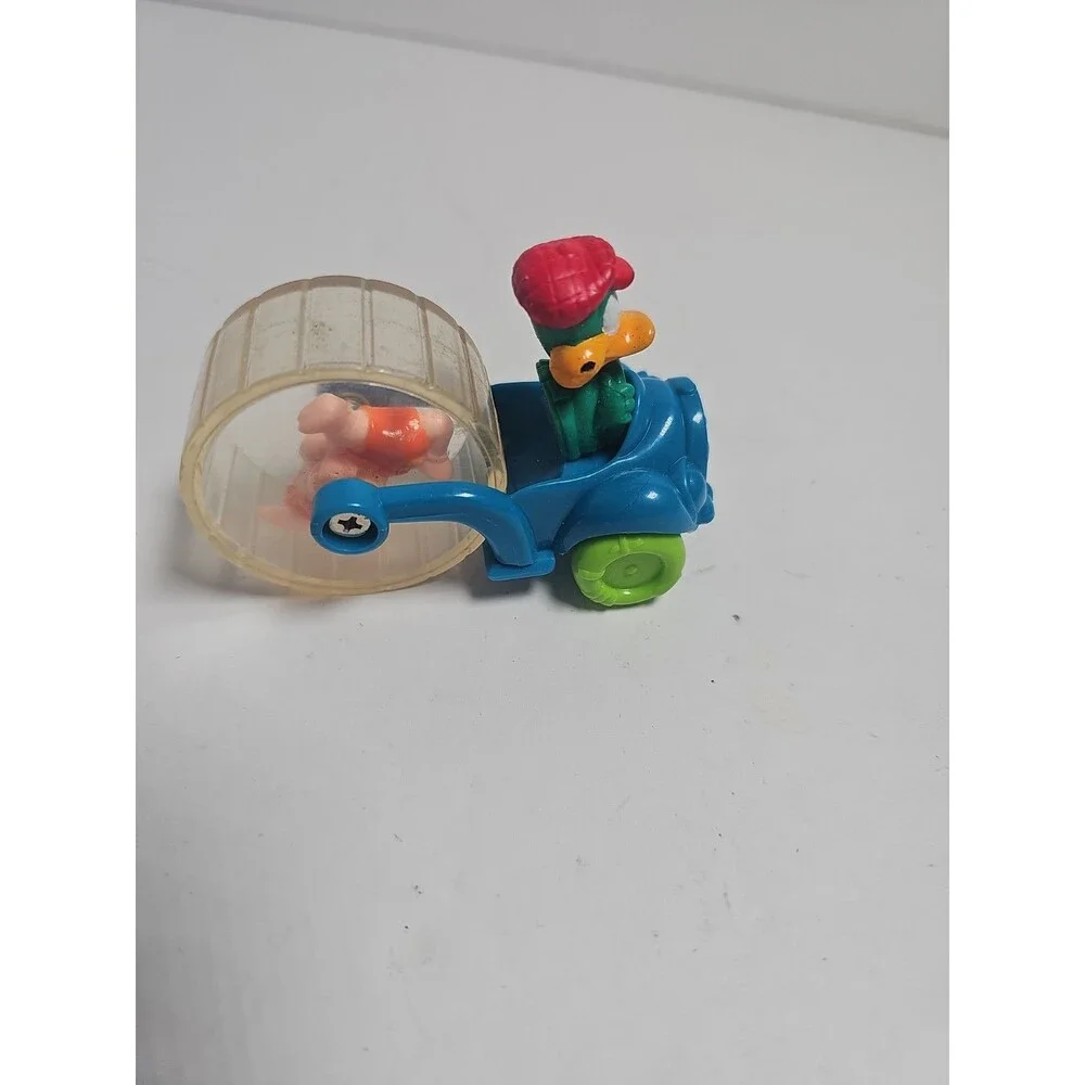 McDonald's Warner Bros. 90's Tiny Toon Adventure Toy Car Duck & Pig